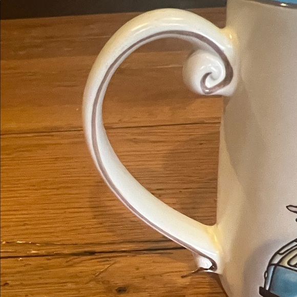 Beach Bum's Mug with Paw Print and Blue Interior - Picture 4 of 7